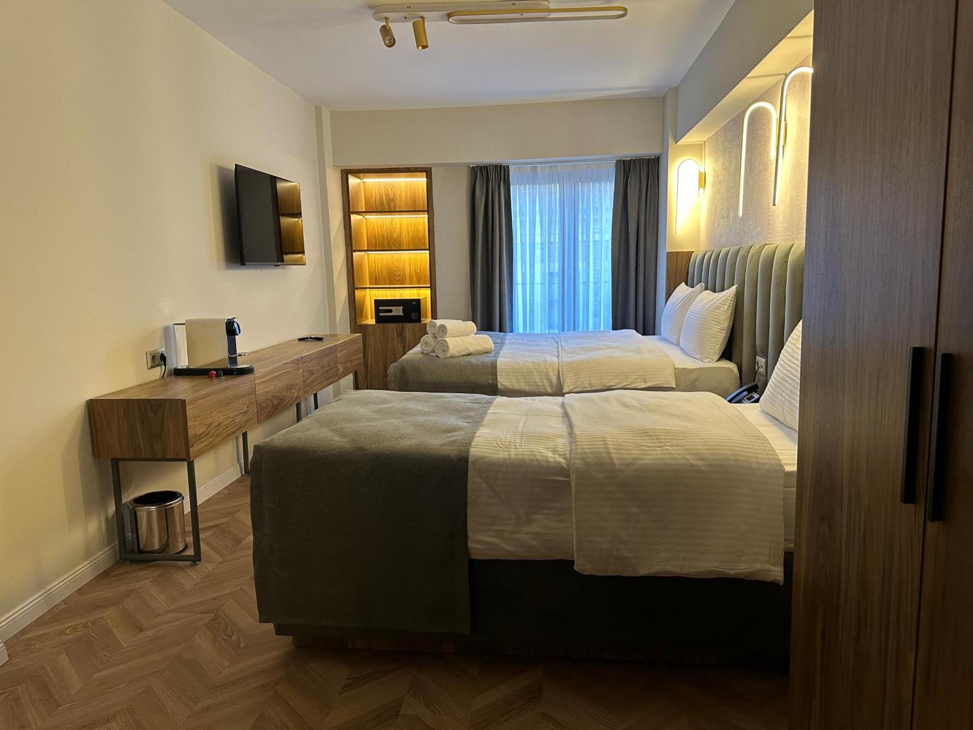 Iris Han Hotel Istanbul Exterior photo
