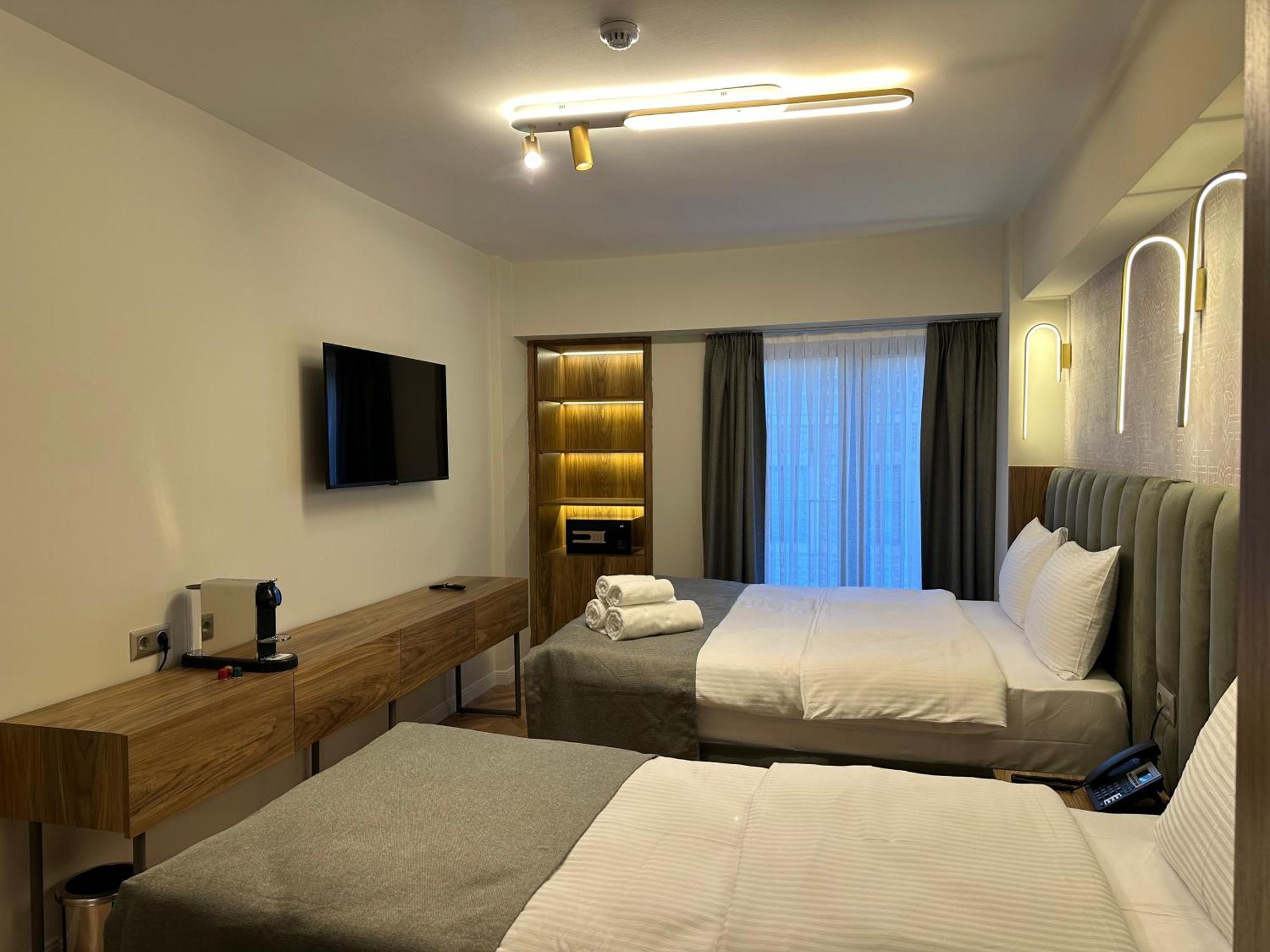 Iris Han Hotel Istanbul Exterior photo